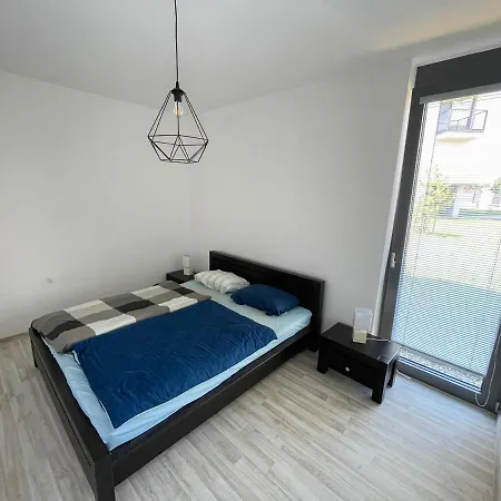 Apartman S Terasou - Victory Port